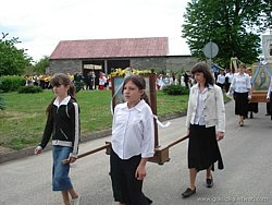 037.jpg